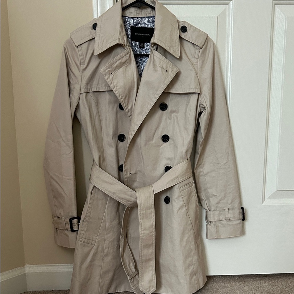 Banana Republic Beige Double-Breasted Trench Coat